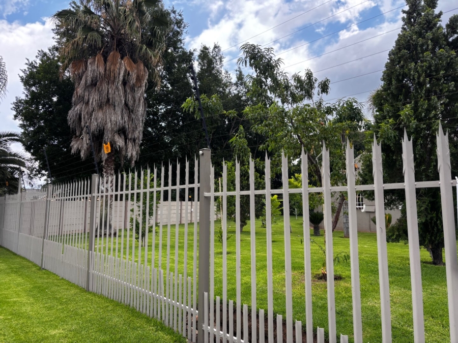 3 Bedroom Property for Sale in Neserhof North West